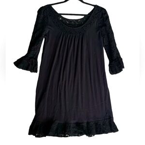 Victoria’s Secret, Moda, Black Dress w/lace Versatile, Small - comfy and roomy.
